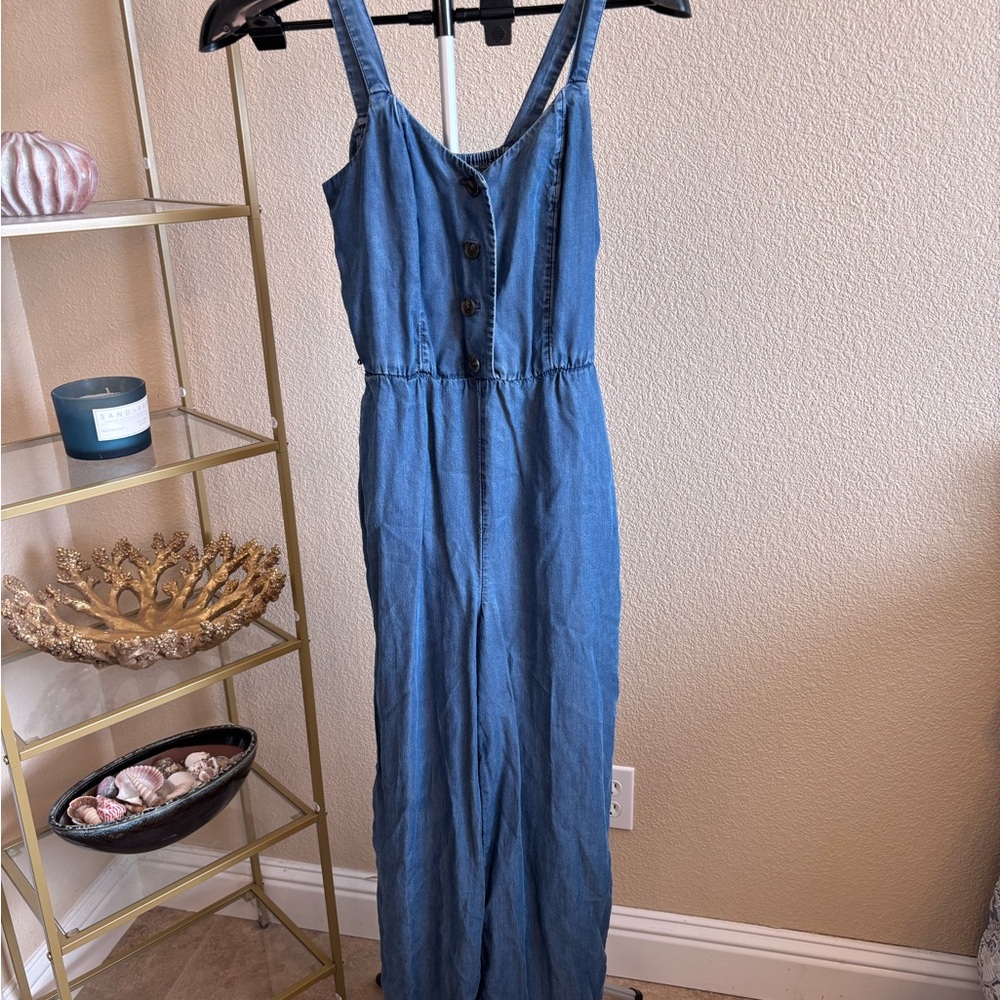 LC Lauren Conrad XS Chambray‎ Denim Wide Leg Jumpsuit Smocked Back